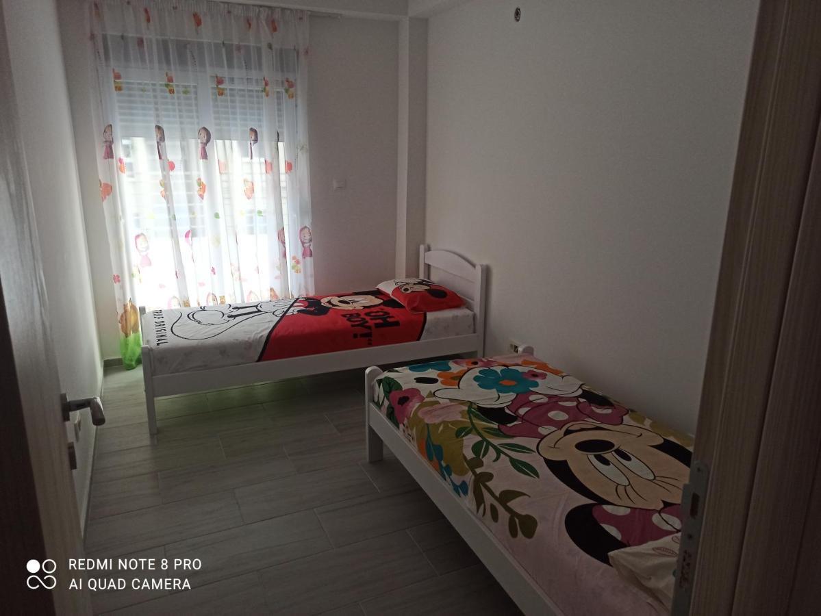 Ata Apartmani. Petrovac Ngoại thất bức ảnh