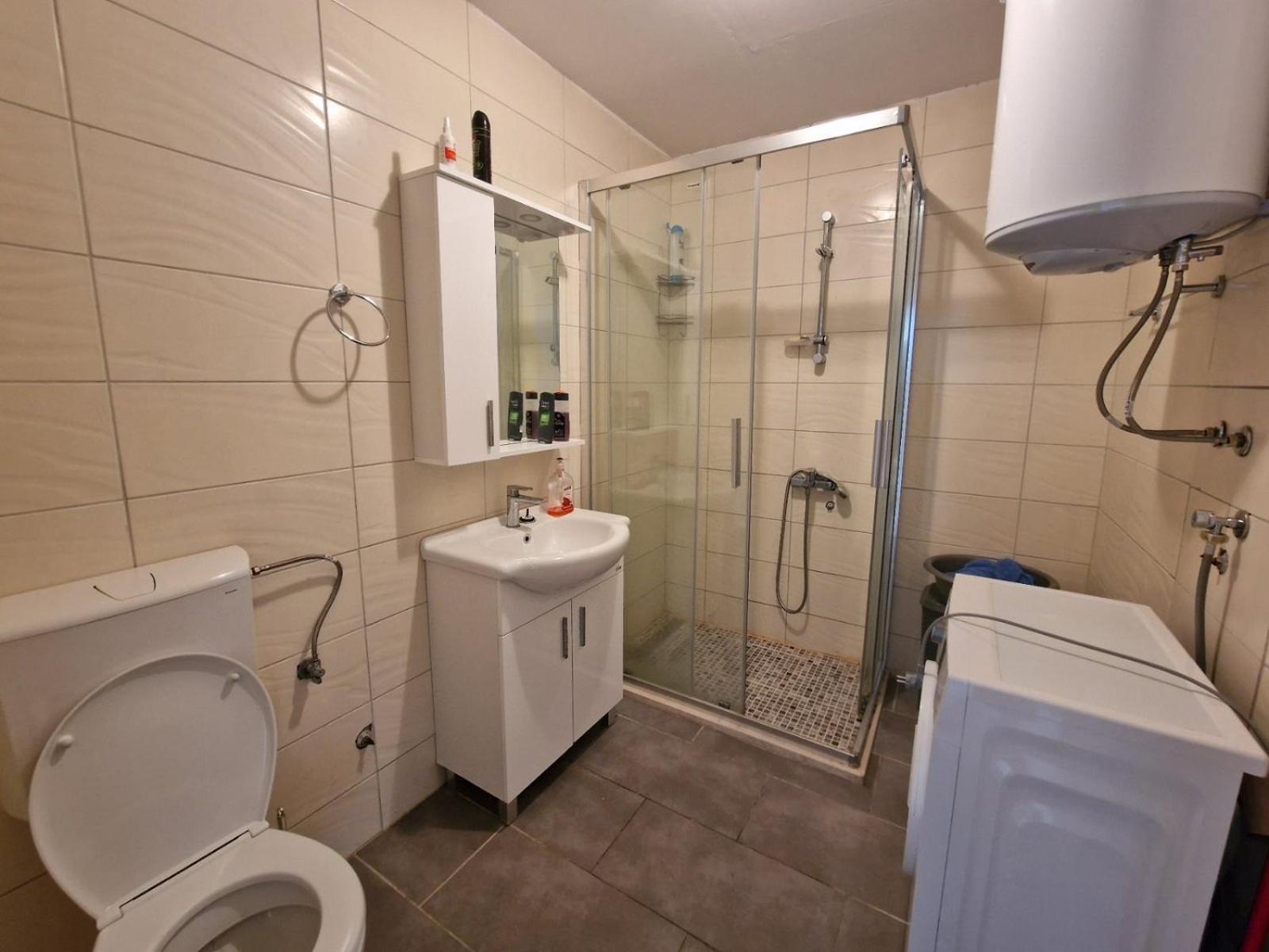 Ata Apartmani. Petrovac Ngoại thất bức ảnh